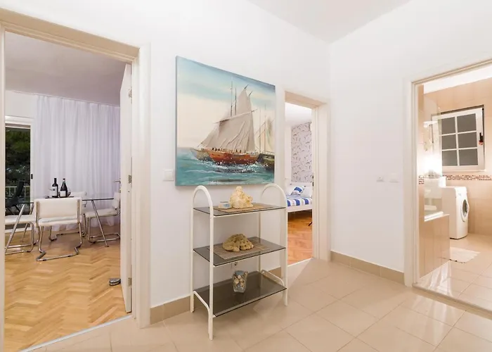 Apartment Dobronic *