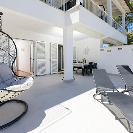 Dobronic Jelsa (Hvar)