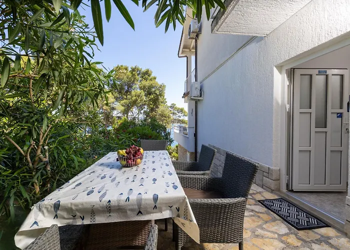 Appartamento Dobronic Jelsa (Hvar)
