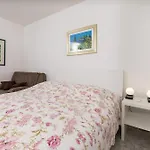 Dobronic Apartment