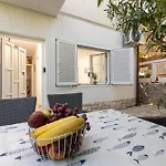 Apartment Dobronic Jelsa (Hvar)